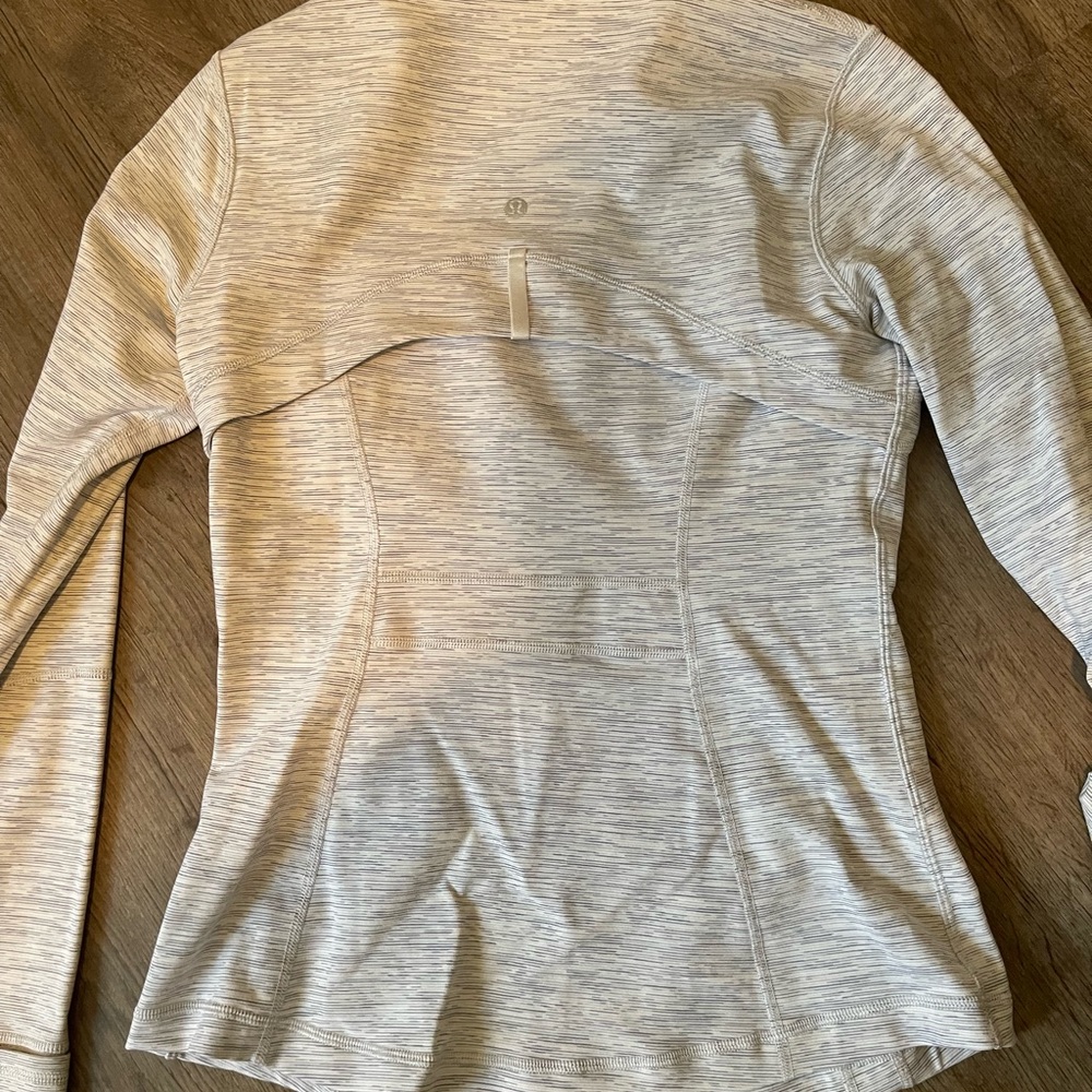 Lululemon Zip Up - Picture 2 of 3